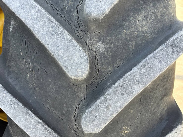 2018-john-deere-8370r-image-47