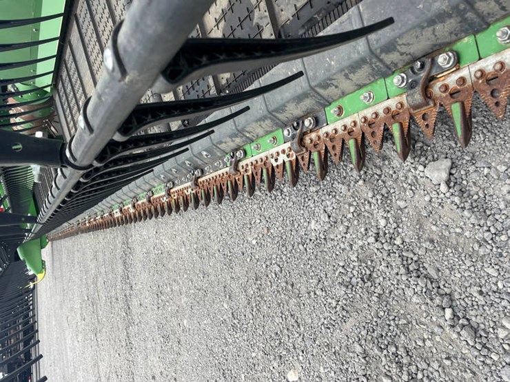 2024-john-deere-rd35f-image-18
