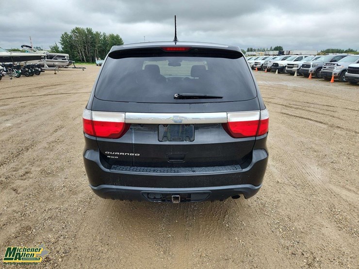 2013-dodge-durango-image-17