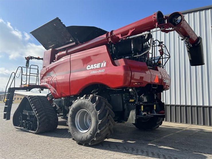 2022-case-ih-8250-image-4