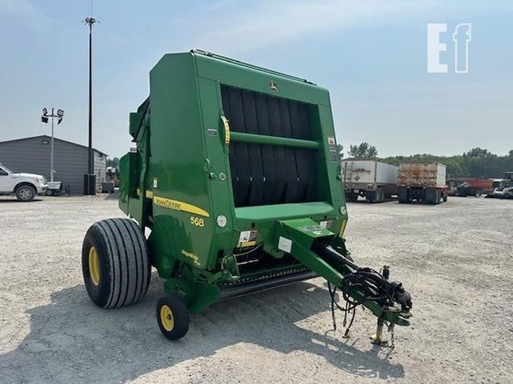 2009-john-deere-568-image-7