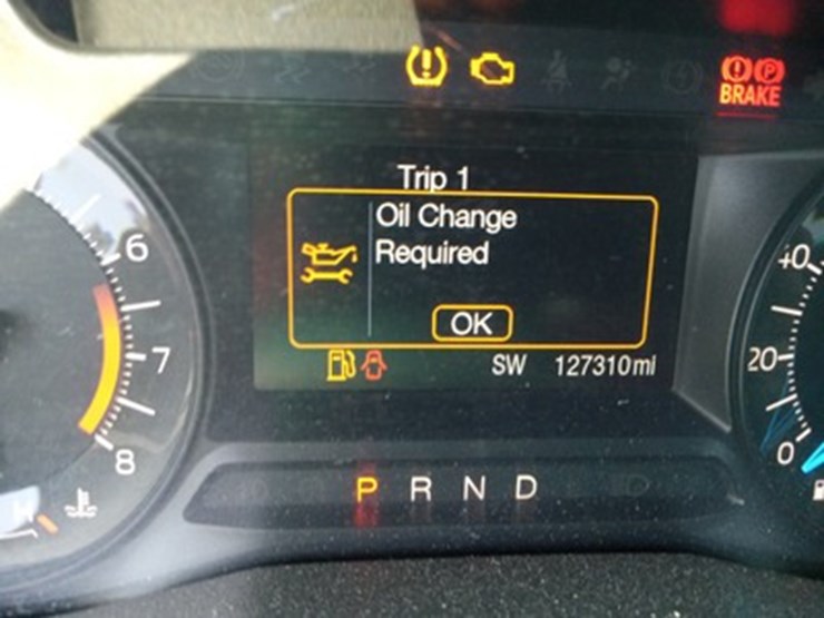 2016-ford-explorer-image-10
