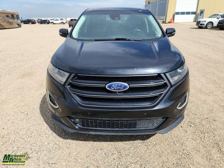 2015-ford-edge-image-19