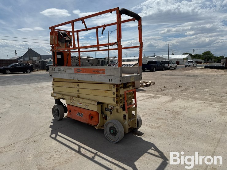 2006-jlg-2630es-image-7