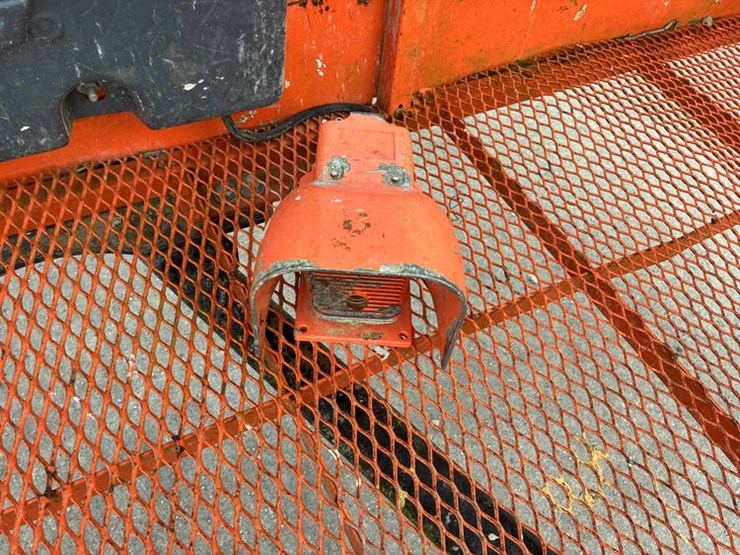 jlg-600s-image-13