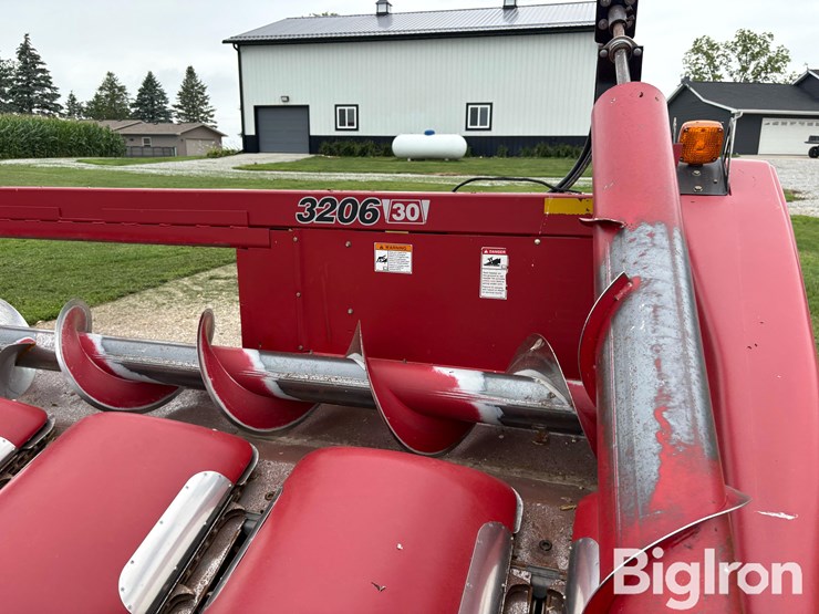 2009-case-ih-3206-image-12