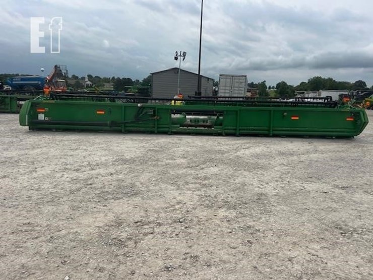 2011-john-deere-635f-image-5