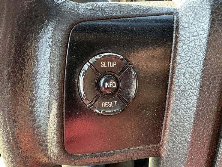 2012-ford-f550-image-36