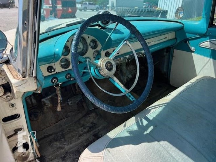 1956-ford-500-image-23