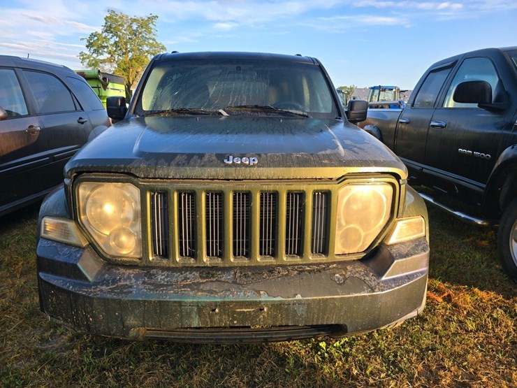 2008-jeep-liberty-image-2