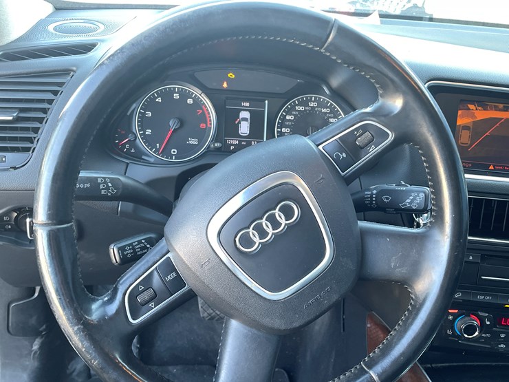 2010-audi-q5-image-35