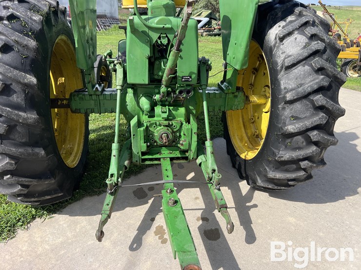 1967-john-deere-3020-image-10