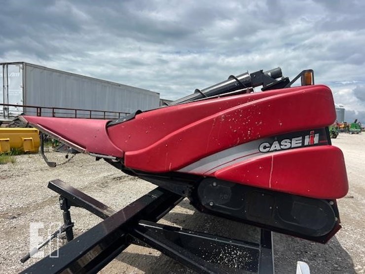 2011-case-ih-3412-image-12