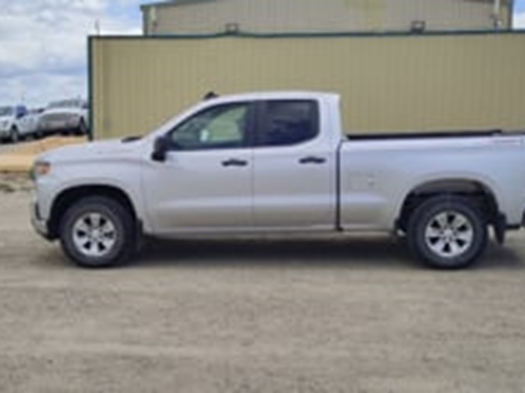 2019-chevrolet-silverado-1500-image-5