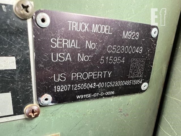 am-general-m923-image-41