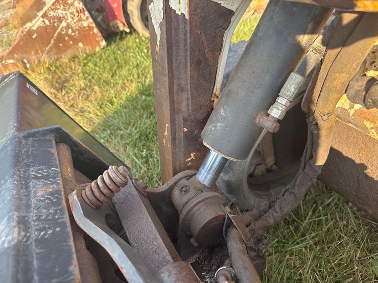 bobcat-t190-image-6