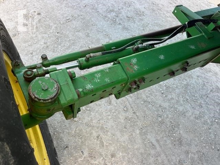 1988-john-deere-8820-titan-ii-image-33