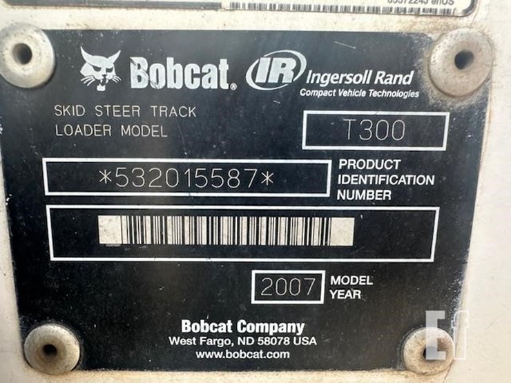 2007-bobcat-t300-image-2