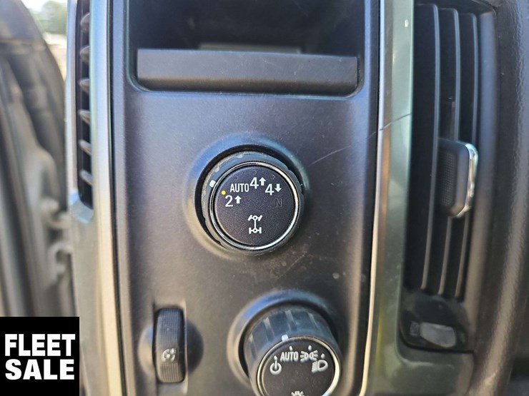 2018-chevrolet-silverado-1500-image-12