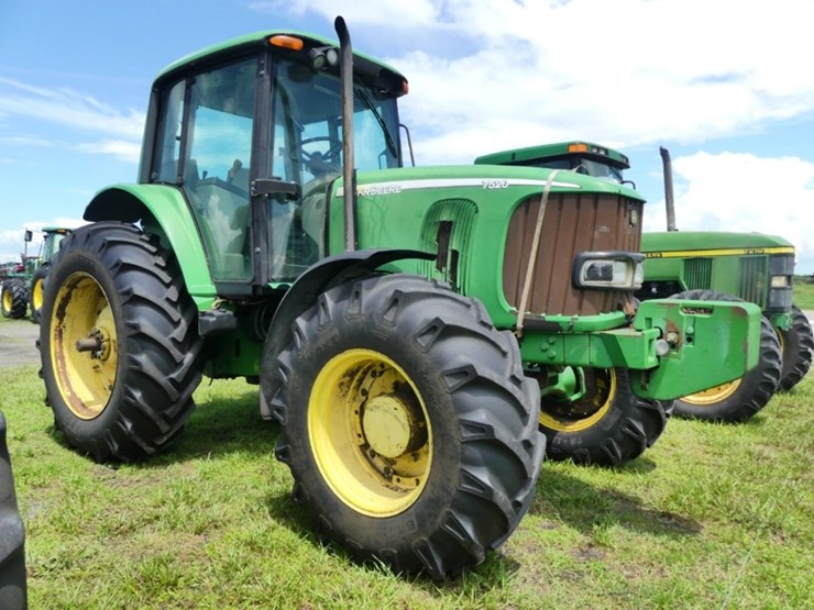 john-deere-7520-image-1