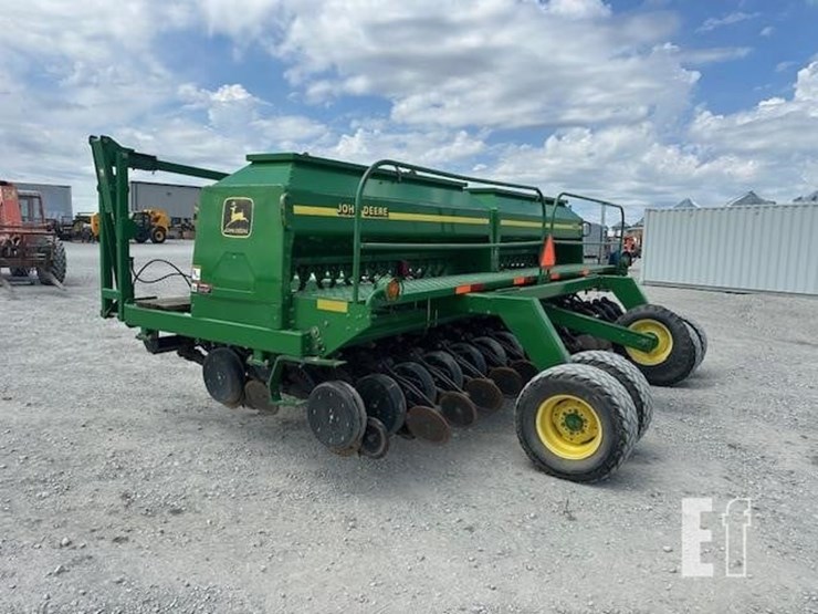 john-deere-1560-image-3
