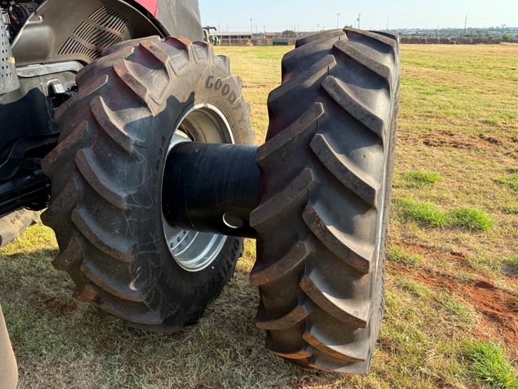 2022-case-ih-magnum-340-image-4