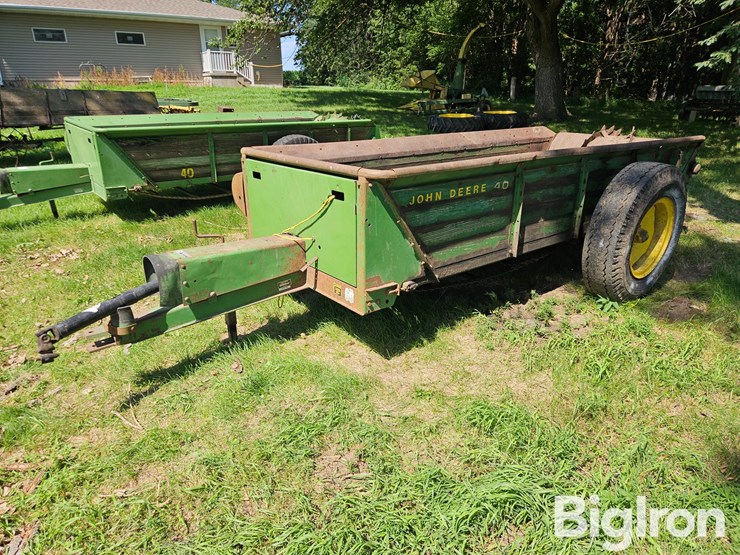 john-deere-40-image-1