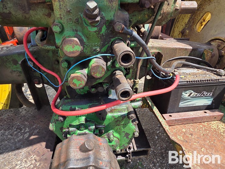 1953-john-deere-60-image-11
