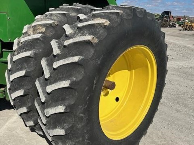 1989-john-deere-8760-image-10