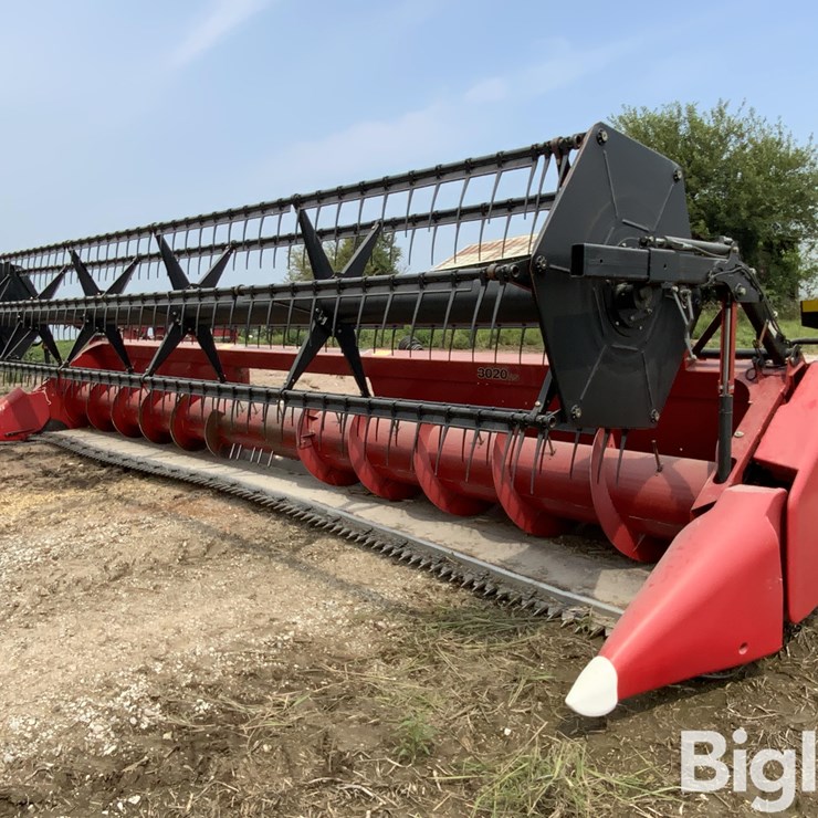 2011 CASE IH 3020