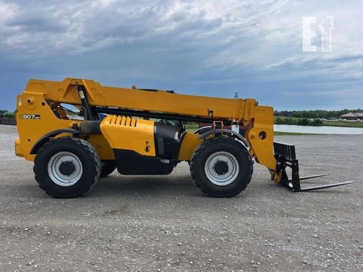 2015-jcb-507-42-image-9