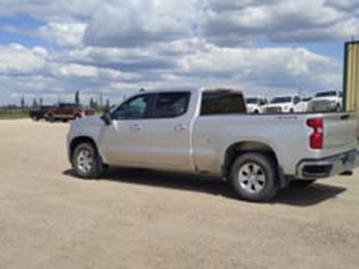 2019-chevrolet-silverado-1500-image-5