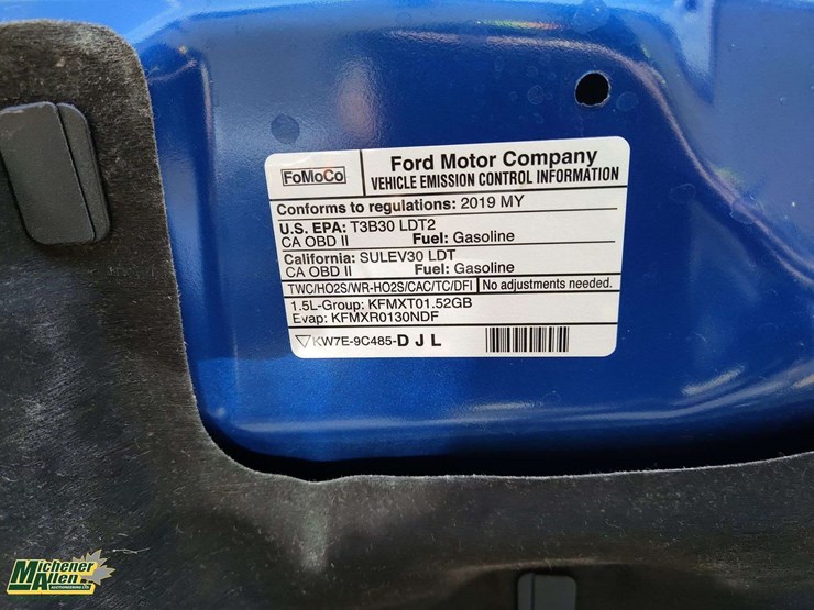 2019-ford-escape-sel-image-23