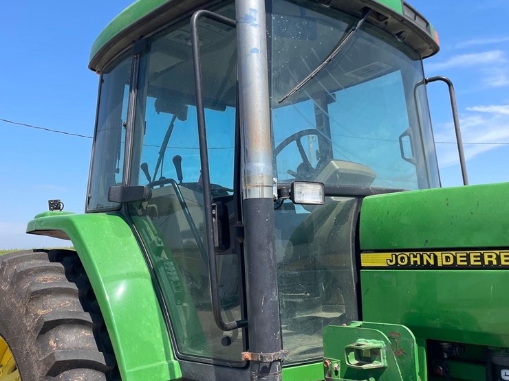 john-deere-7210-image-17