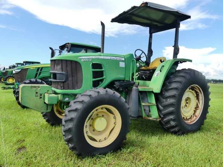 john-deere-6100d-image-2