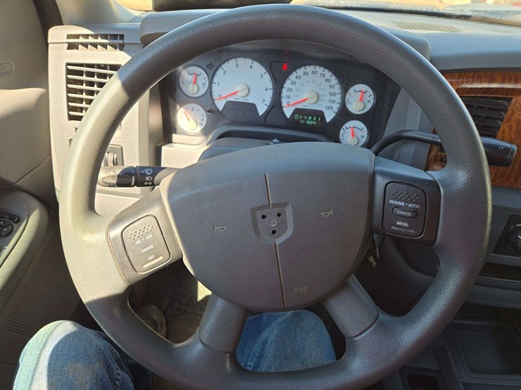 2006-dodge-ram-1500-image-15