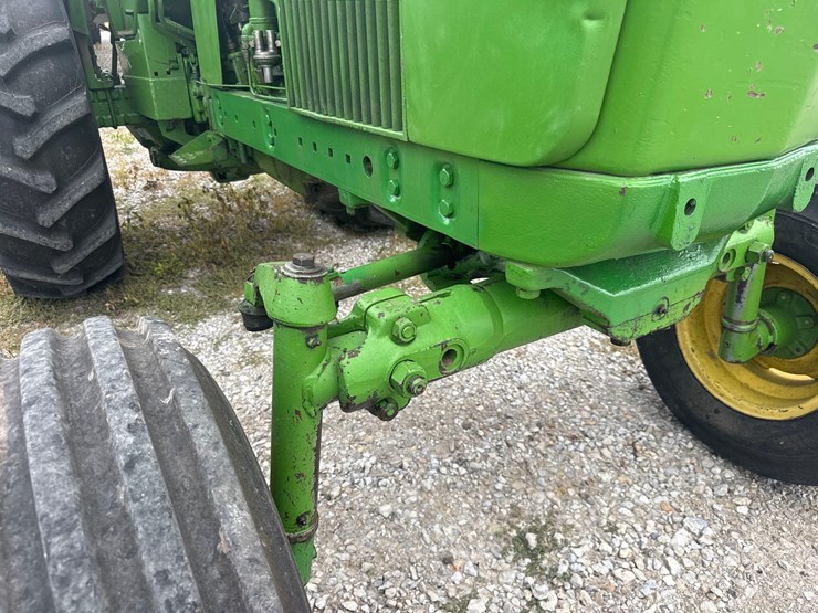 1969-john-deere-3020-image-11
