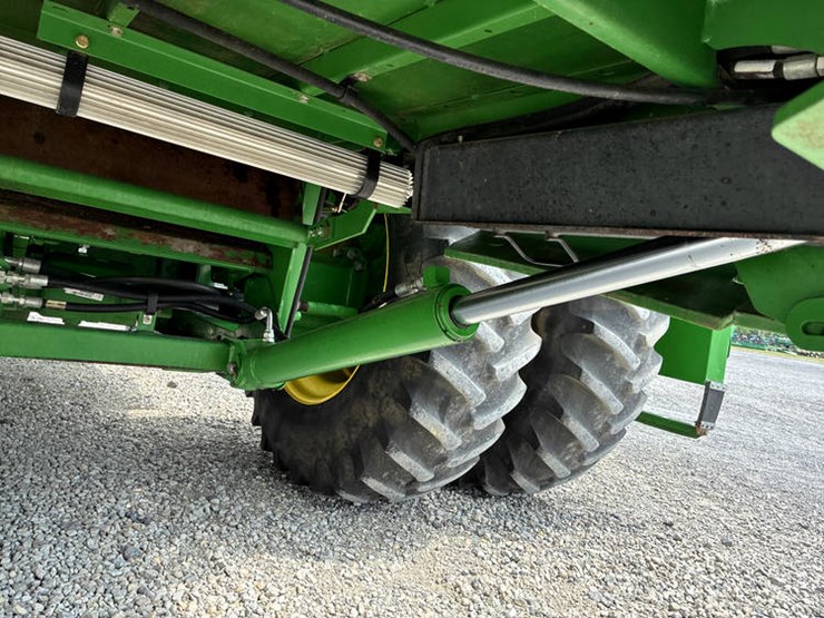 2012-john-deere-s660-image-15