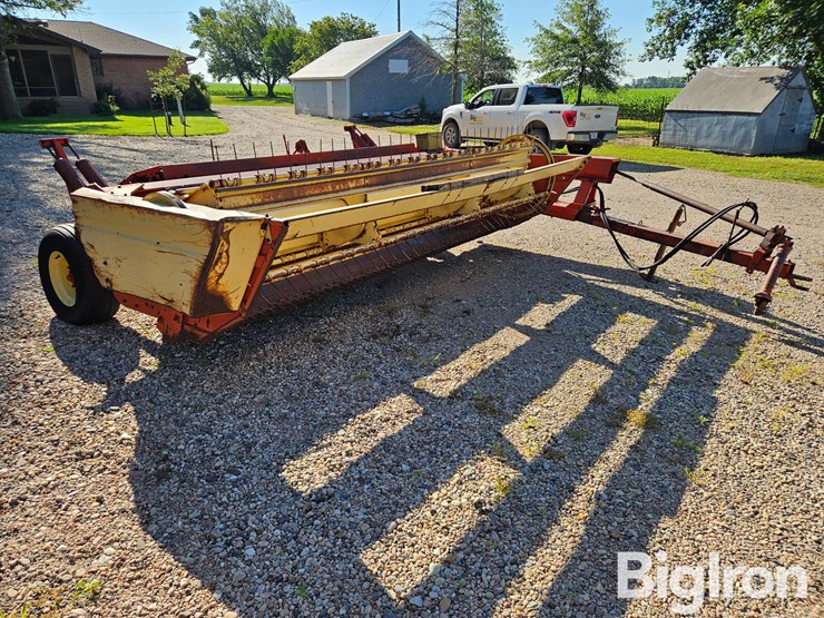 new-holland-490-image-3