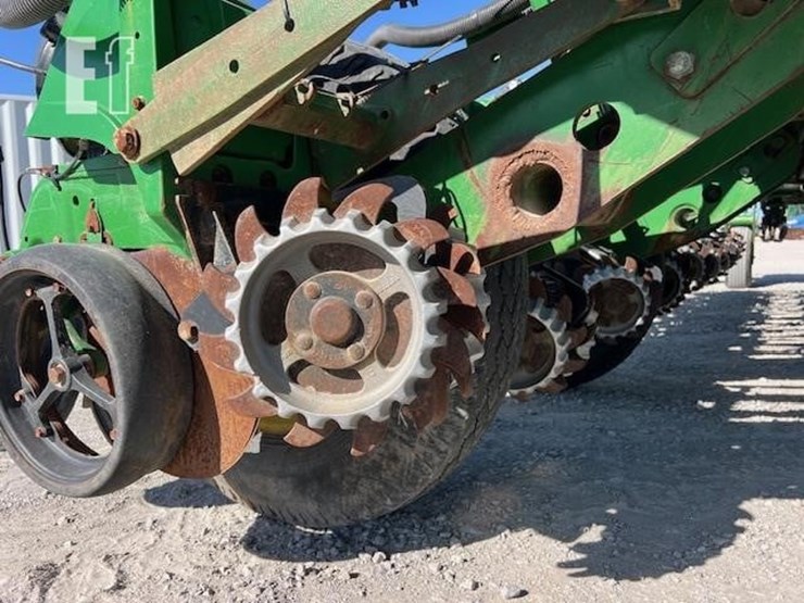 2009-john-deere-1770nt-image-20