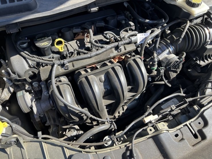 2014-ford-escape-image-11