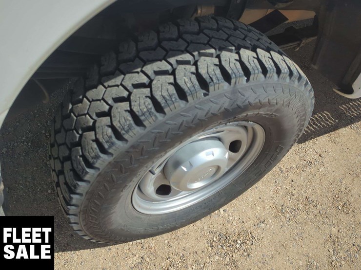 2021-ford-f250-image-26