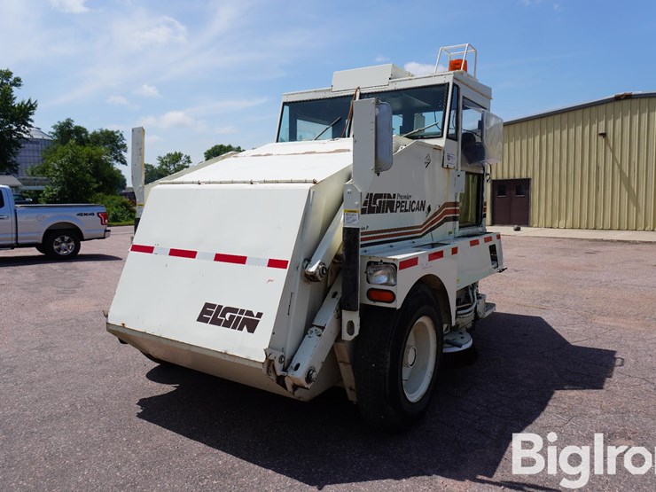 1989-elgin-pelican-image-1