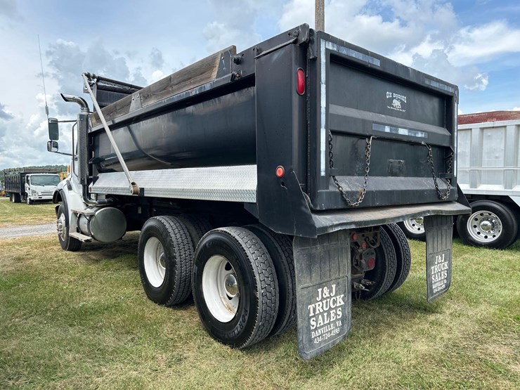 2007-sterling-lt8500-image-13