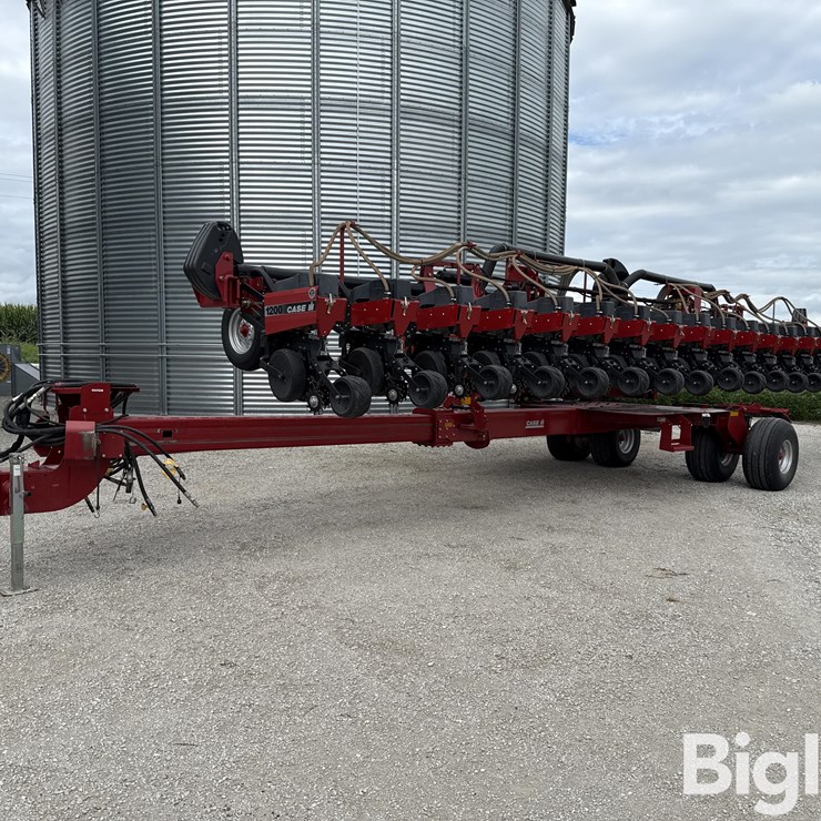 CASE IH 1200