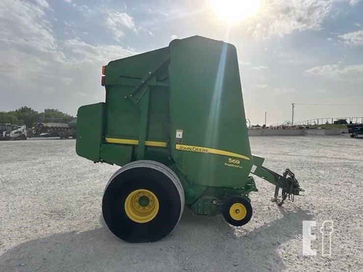 john-deere-569-image-7