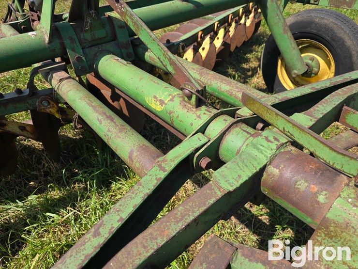 john-deere-aw-image-14