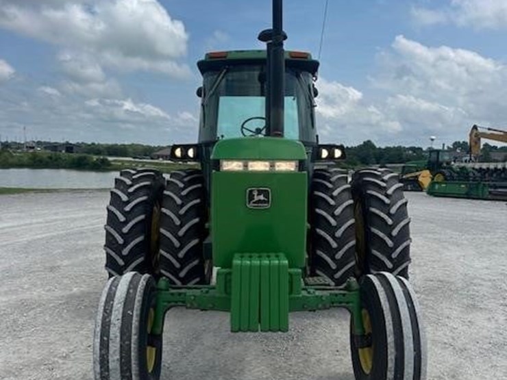 1991-john-deere-4455-image-10
