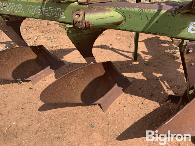 john-deere-8350-image-12