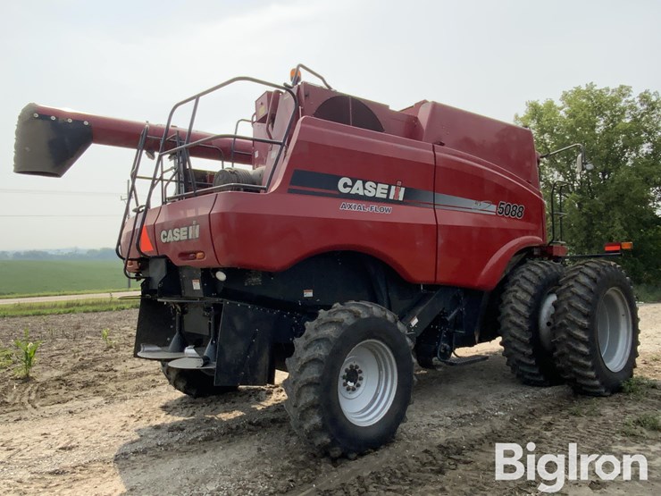 2011-case-ih-5088-image-5